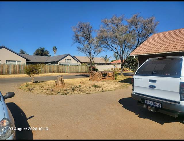 3 BEDROOM FREESTANDING FOR SALE IN PETERSFIELD